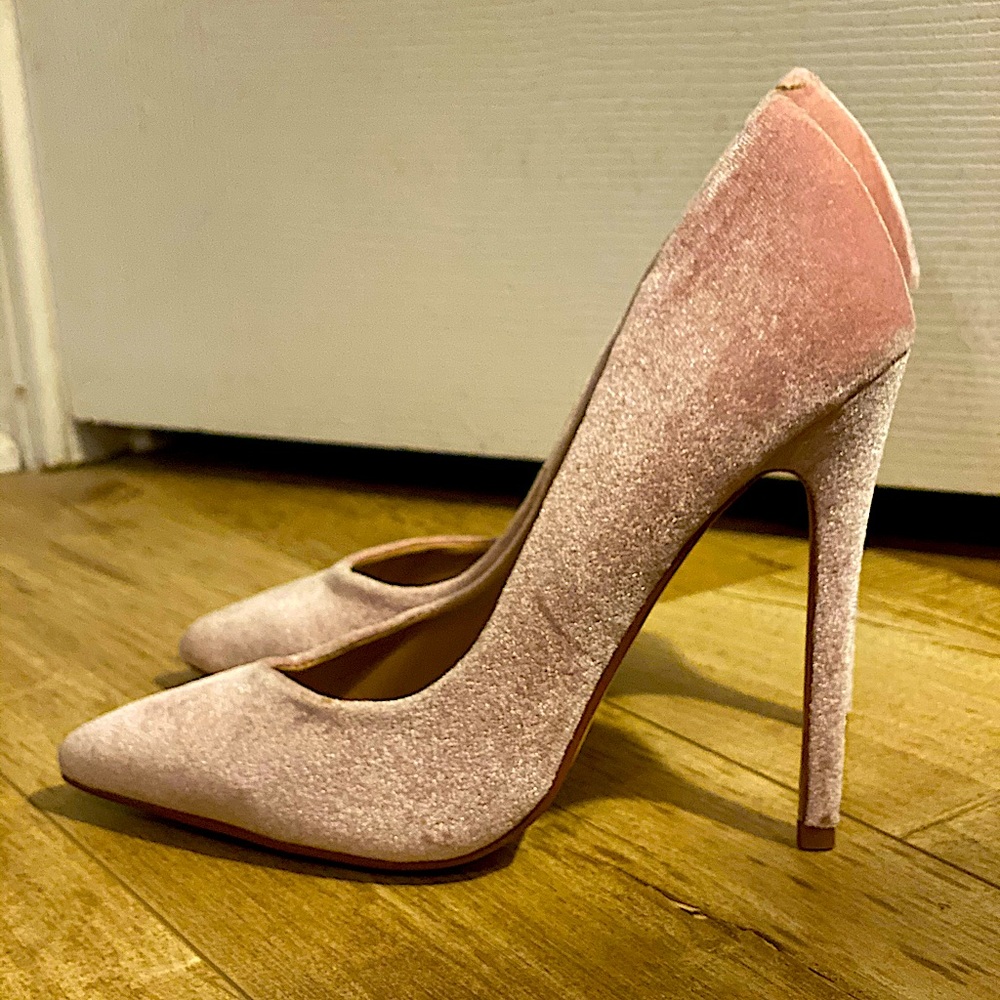 Pink Velvet Steve Madden Pumps